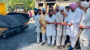 हंडेसेरा नगला लिंक सड़क विधायक कुलजीत रंधावा लालड़ू सड़क निर्माण पंजाब सरकार ग्रामीण विकास एमएलए रंधावा