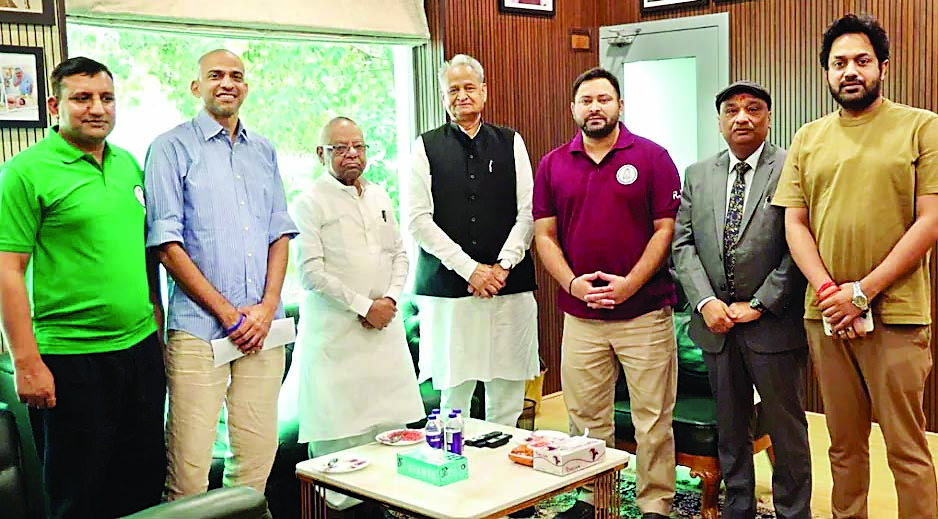 बिहार महागठबंधन में सुलह का महामंथन, गहलोत-तेजस्वी मिले