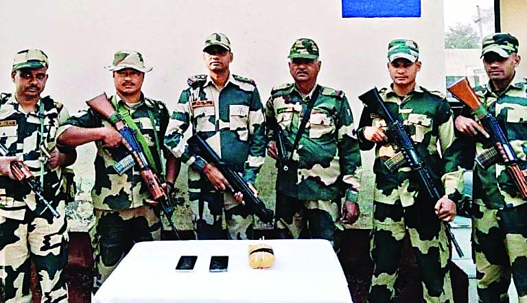 फाजिल्का बॉर्डर पर BSF की कार्रवाई, अफीम-हेरोइन बरामद